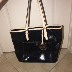 Medium Michael kors bucket purse